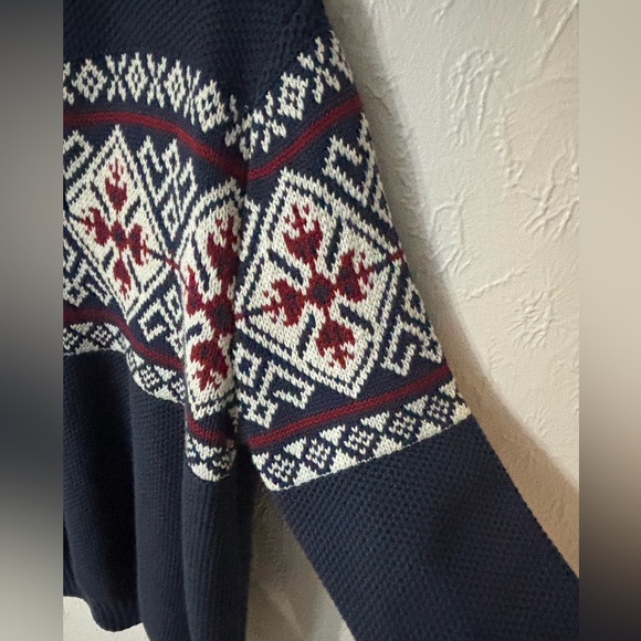 NWT Izod Men’s Navy Blue - White & Red Holiday 1/4 Zip Sweater - M - Picture 8 of 12